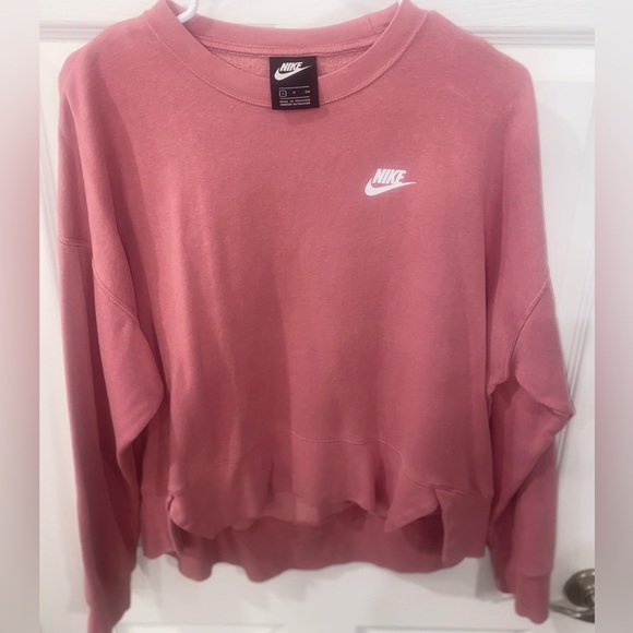 Nike Tops - Nike Women's Pink High-Low Crewneck